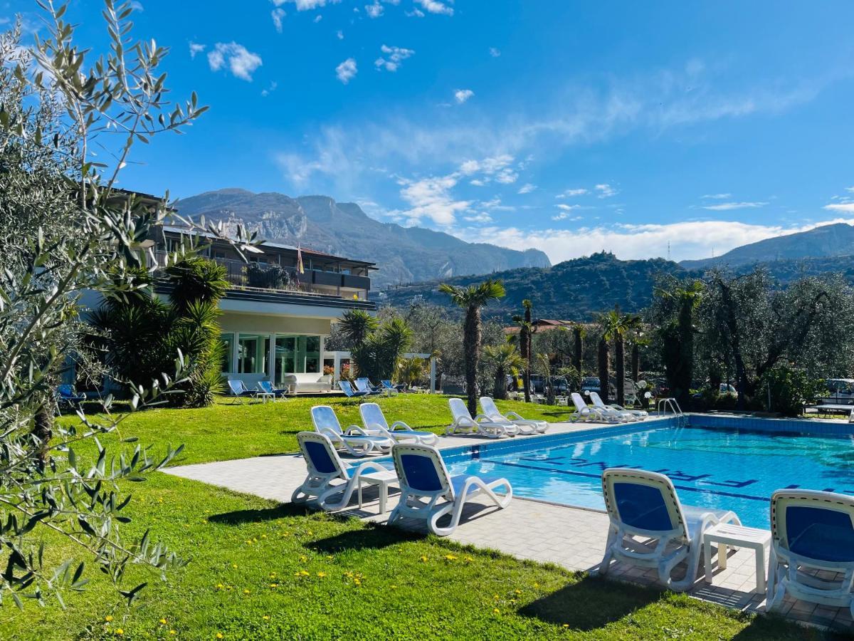 Villa Franca ナーゴ エクステリア 写真